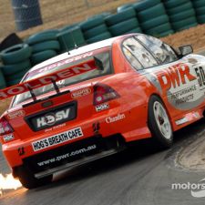 ausv8ss-2004-op-jm-0112.jpg